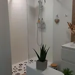 Bed and breakfast Rabbit House - La D'hotes *