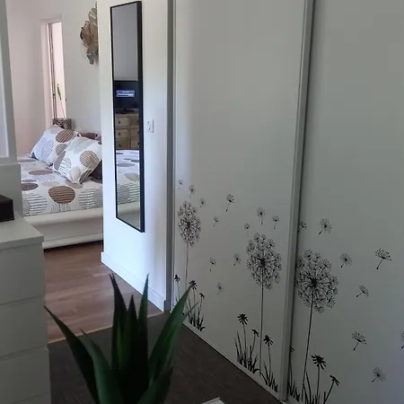 Rabbit House - La D'hotes Bed & Breakfast *