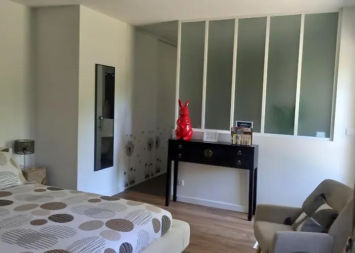 Rabbit House - La D'hotes *